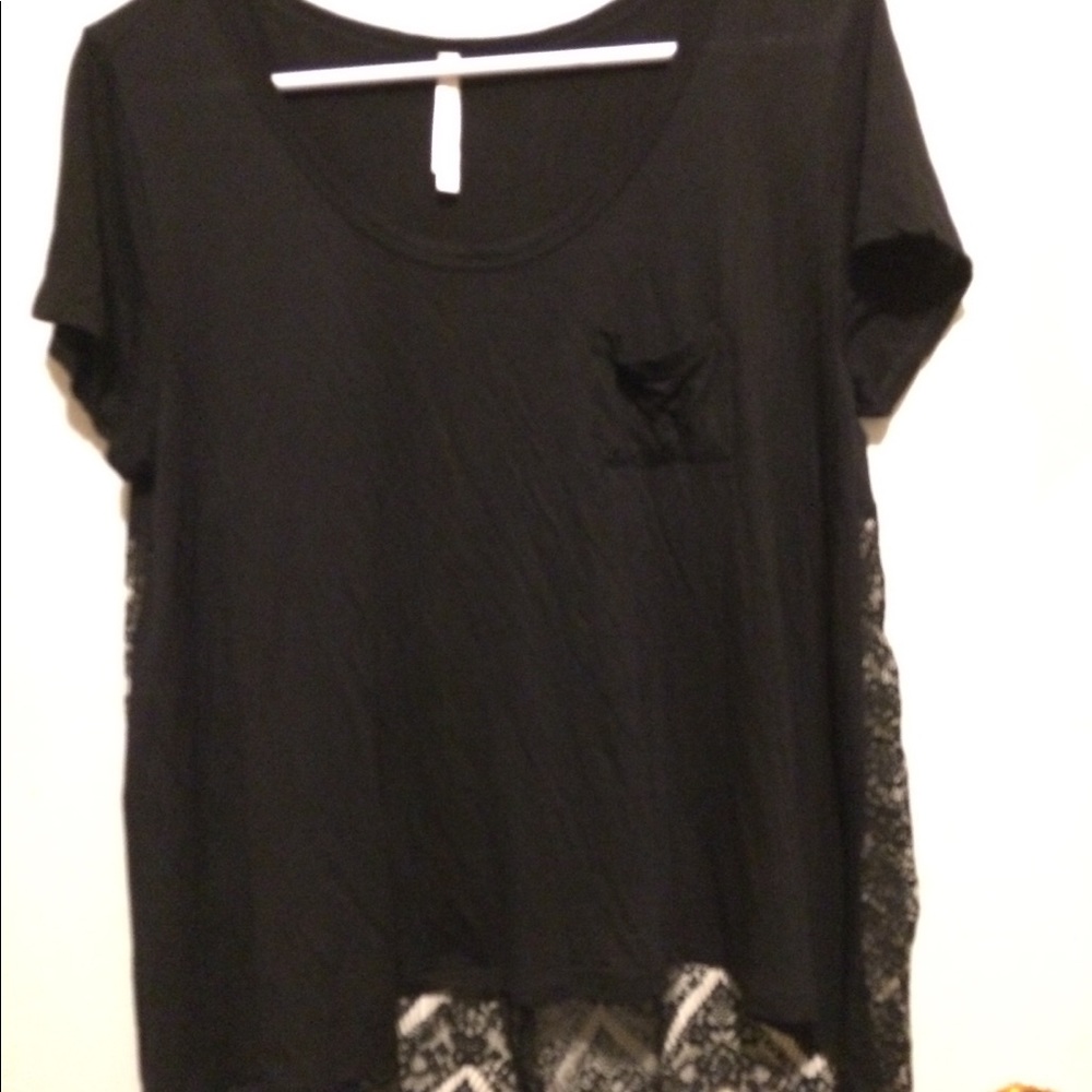 BOZZOLO PLUS 1X BLACK TOP WITH LACE HALF BACK